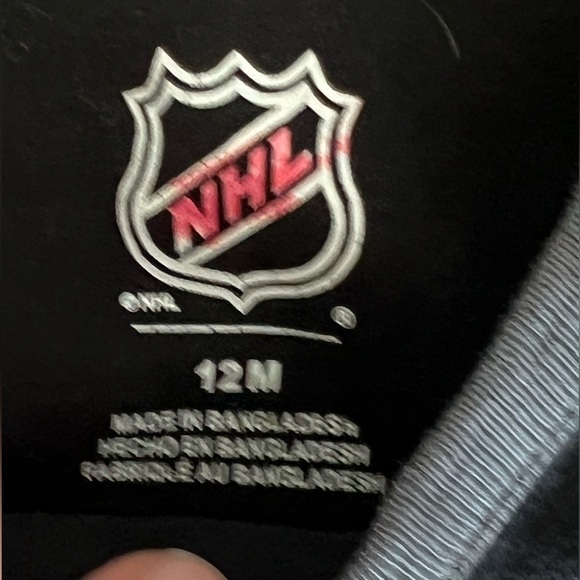 Las Vegas Golden knights Black and Gold Kids One Piece size 12 months - Picture 3 of 4